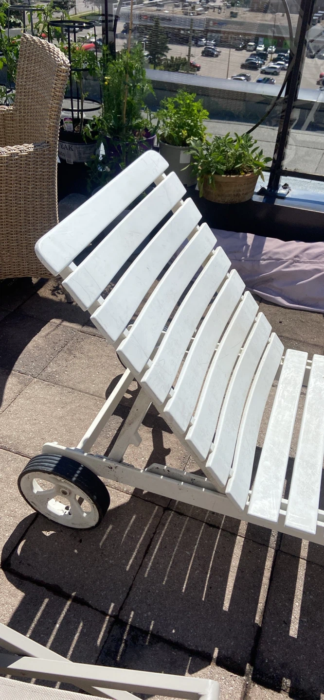 White Lounge Chair with Blue Striped Cushion - photo 2