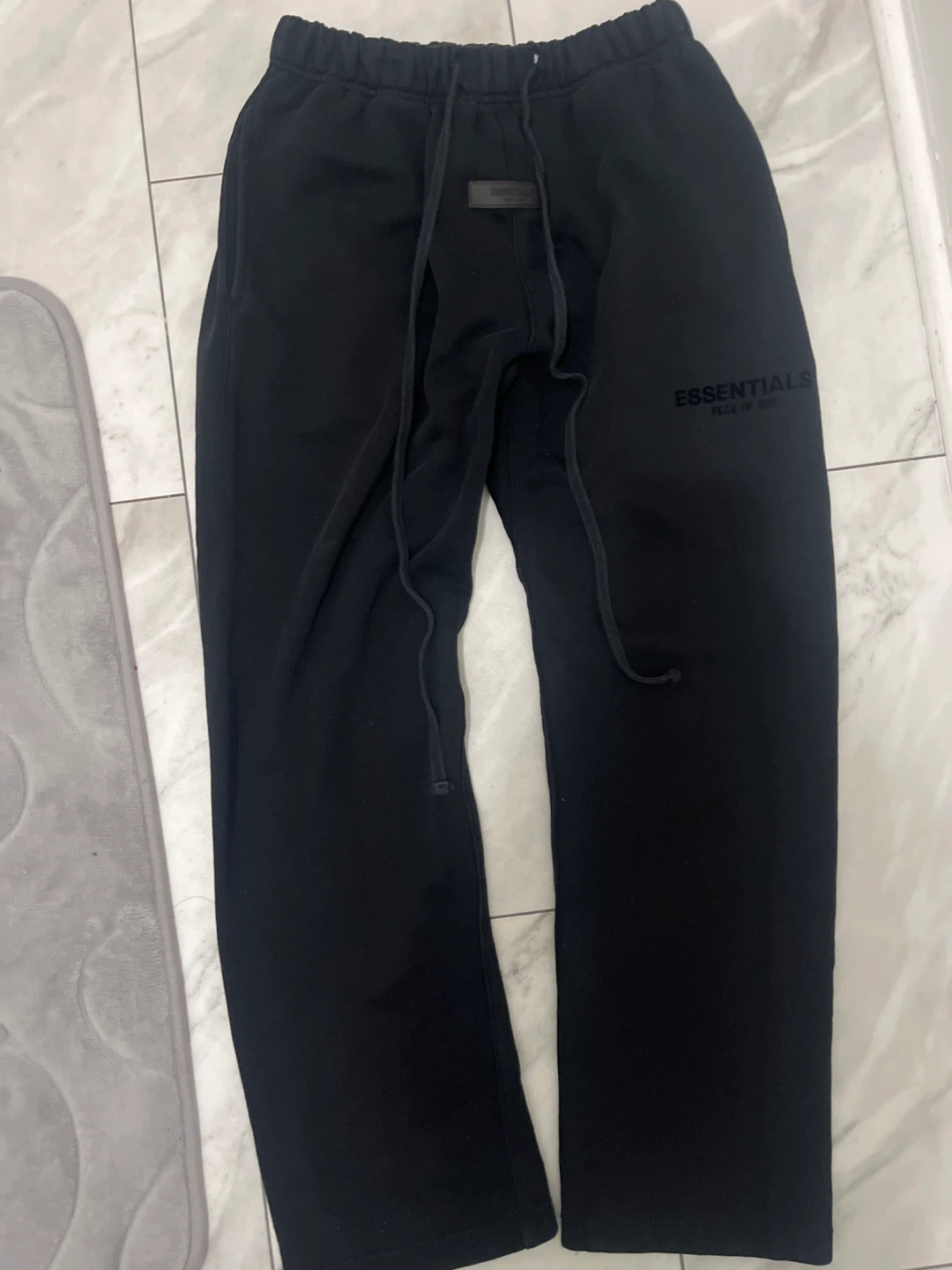 Essentials Fear of God Black Sweatpants - Size M