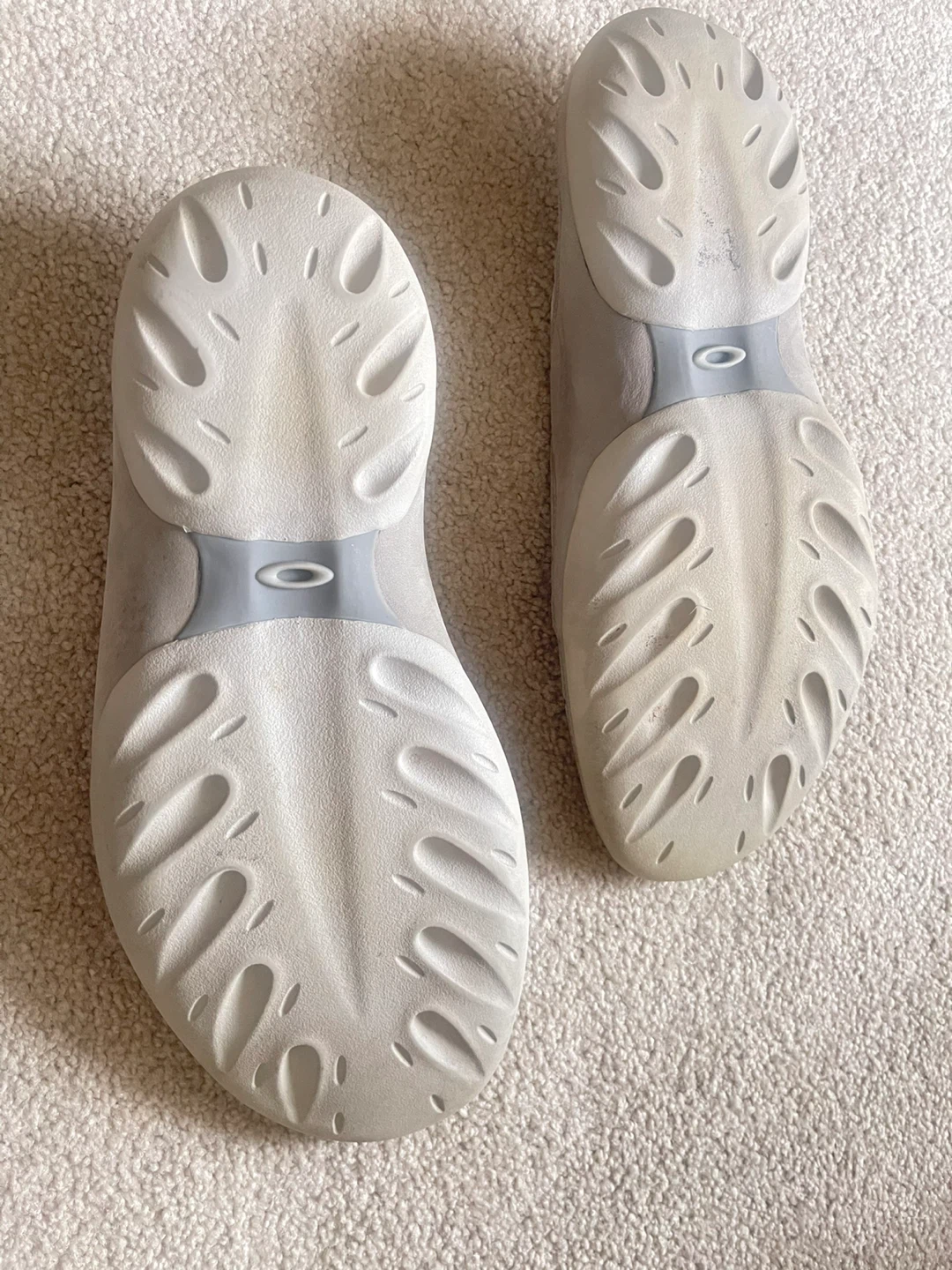 Oakley Flip Flops Sandals - photo 4