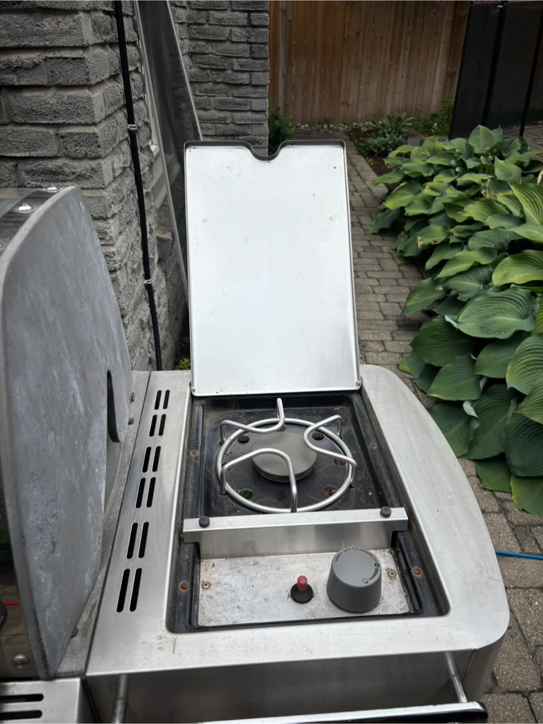 Weber 6 Burner Gas BBQ - photo 3