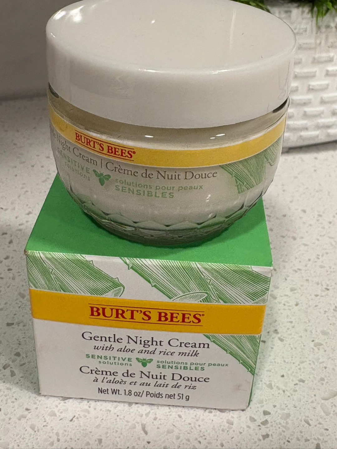 Burt's Bees Gentle Night Cream 1.8 oz - photo 2