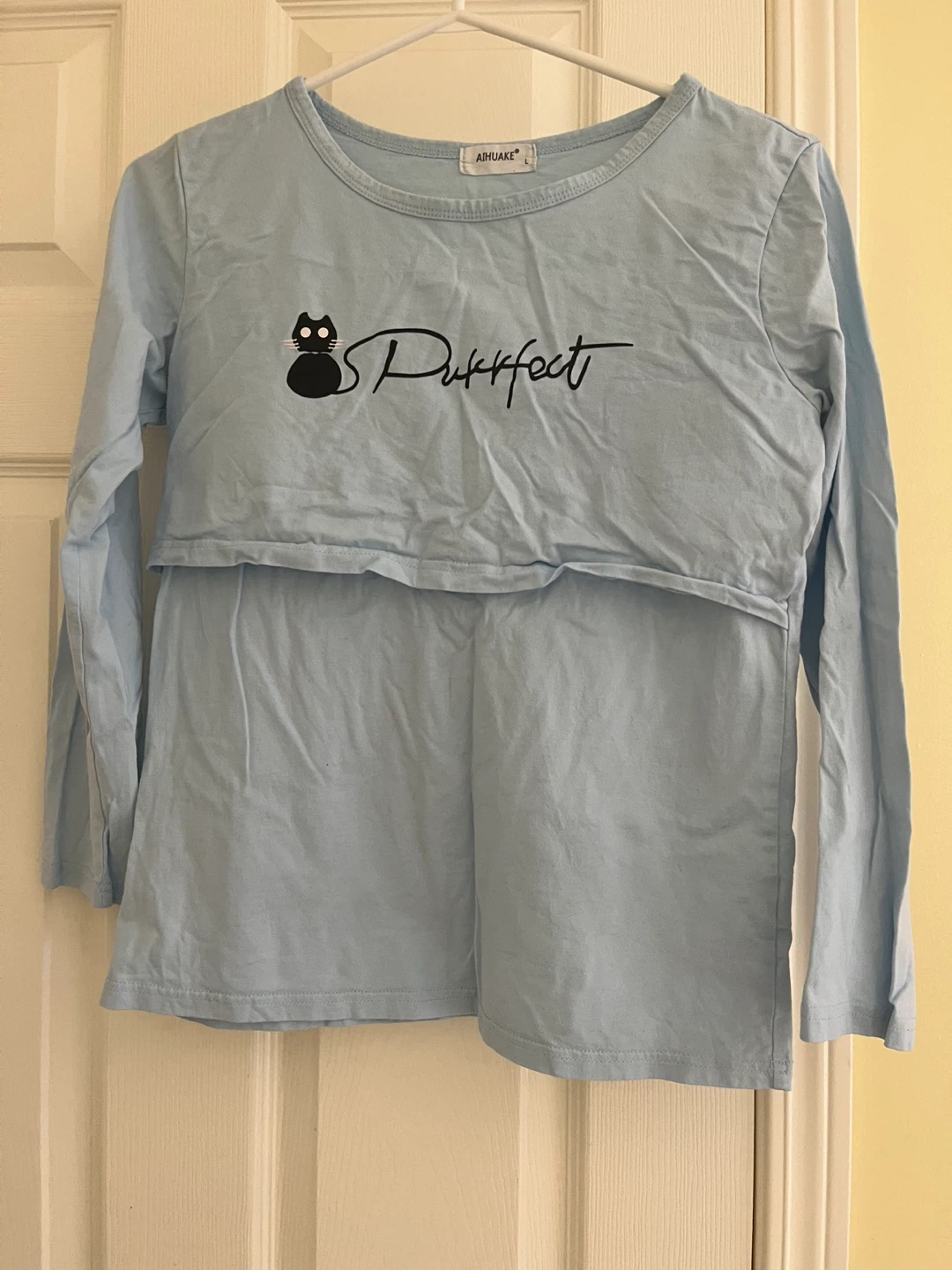 AIHUAKE Light Blue Cat "Purrfect" Long Sleeve nursing Top