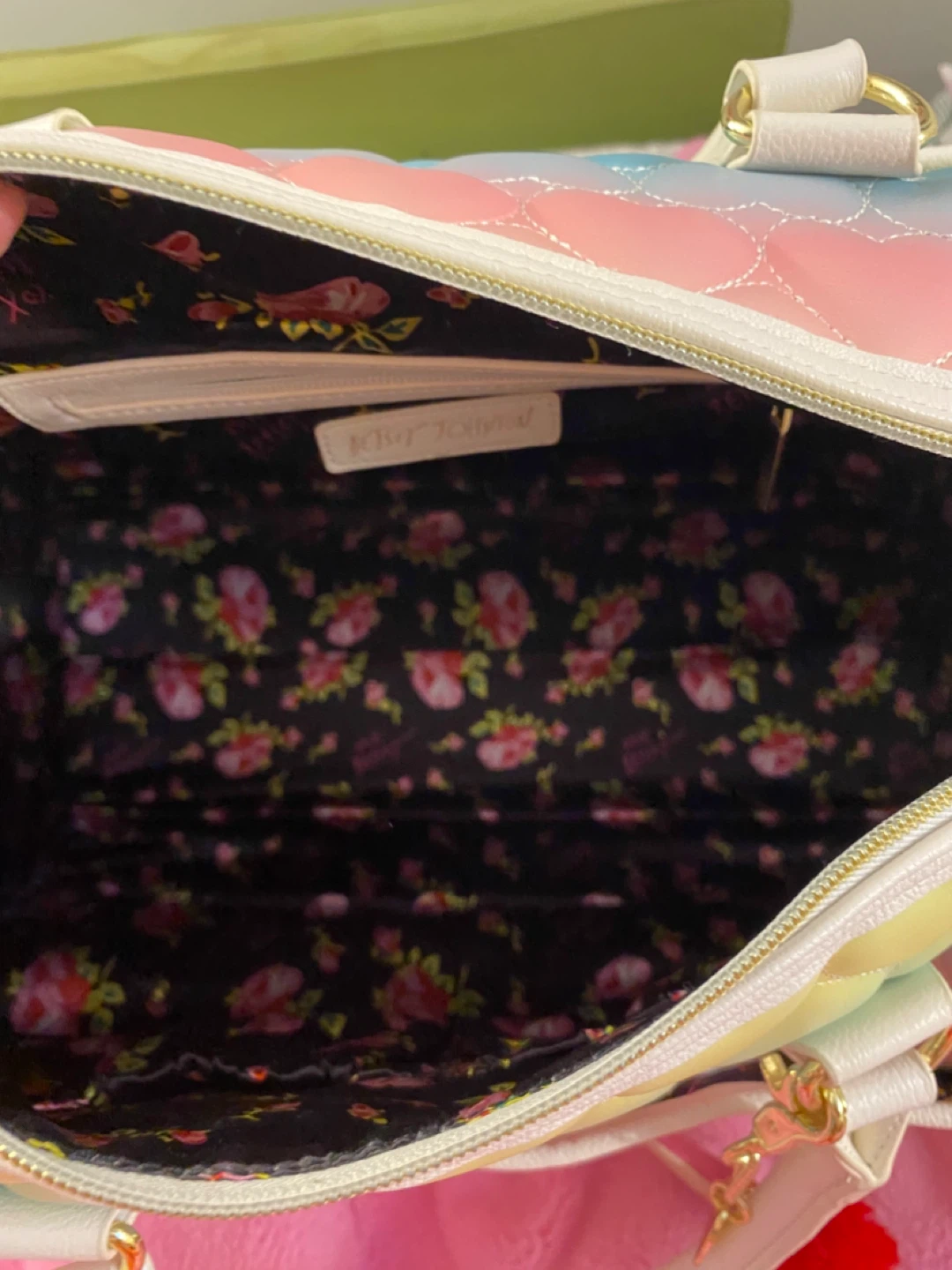 Betsy Johnson Rainbow Heart Duffle Bag - photo 5