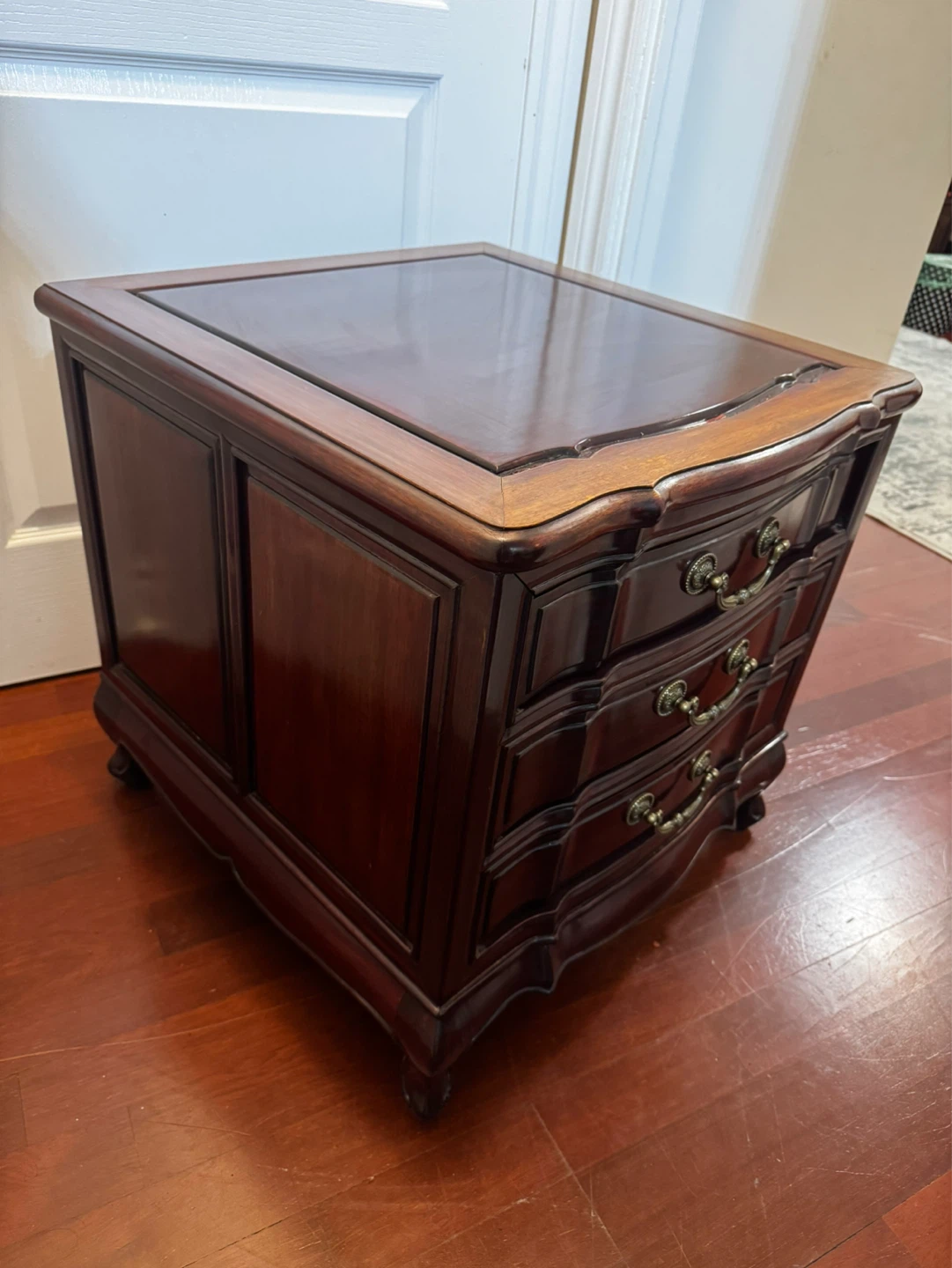 Classic solid cherry wood nightstand - photo 3
