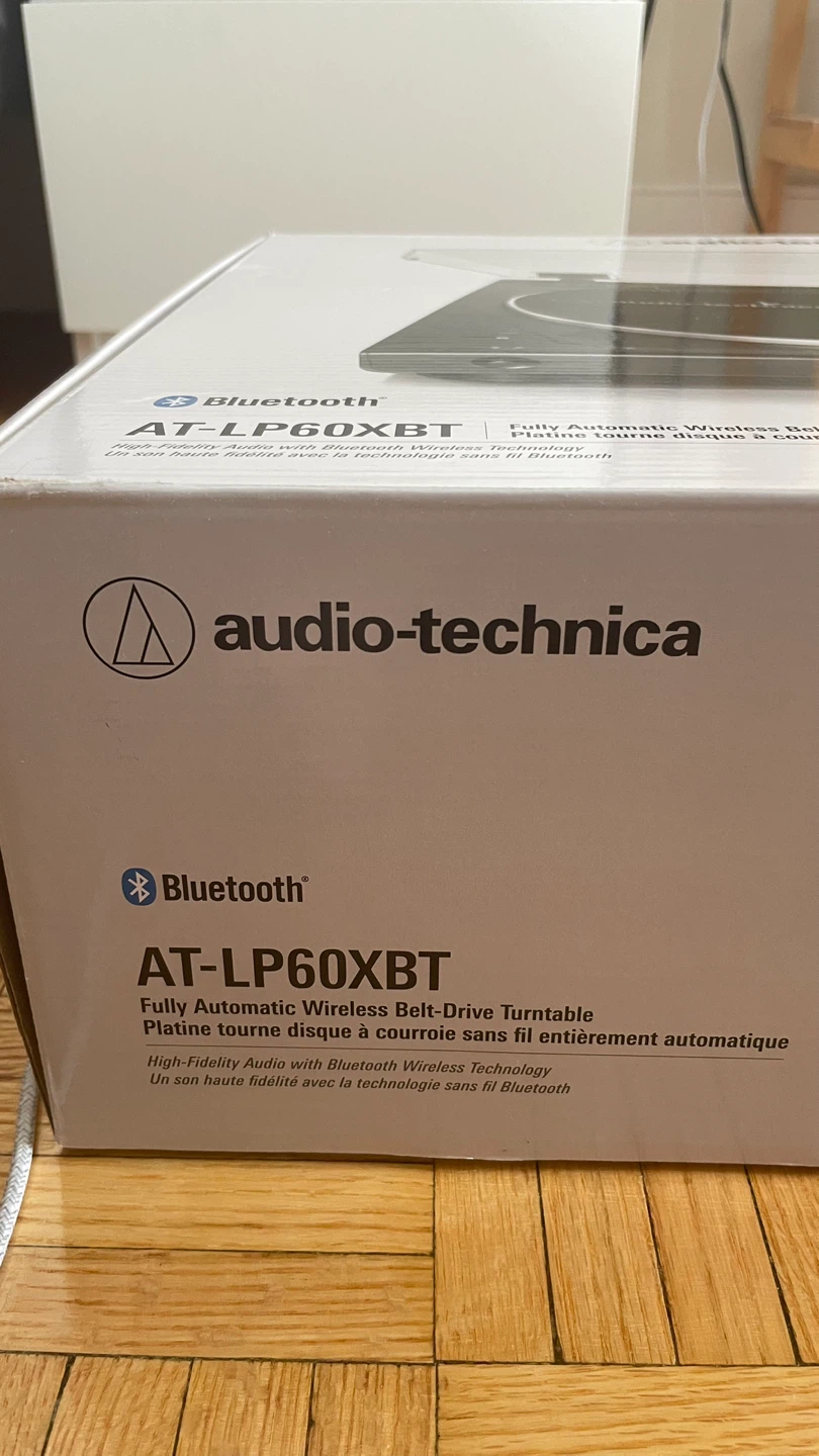 Audio-Technica Bluetooth Turntable - photo 2