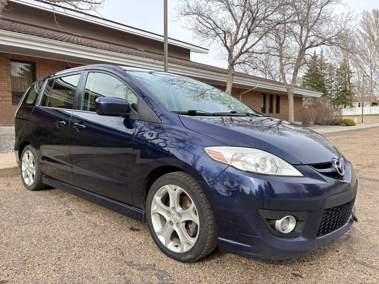 Well-maintained 2010 Mazda5 GT - photo 2