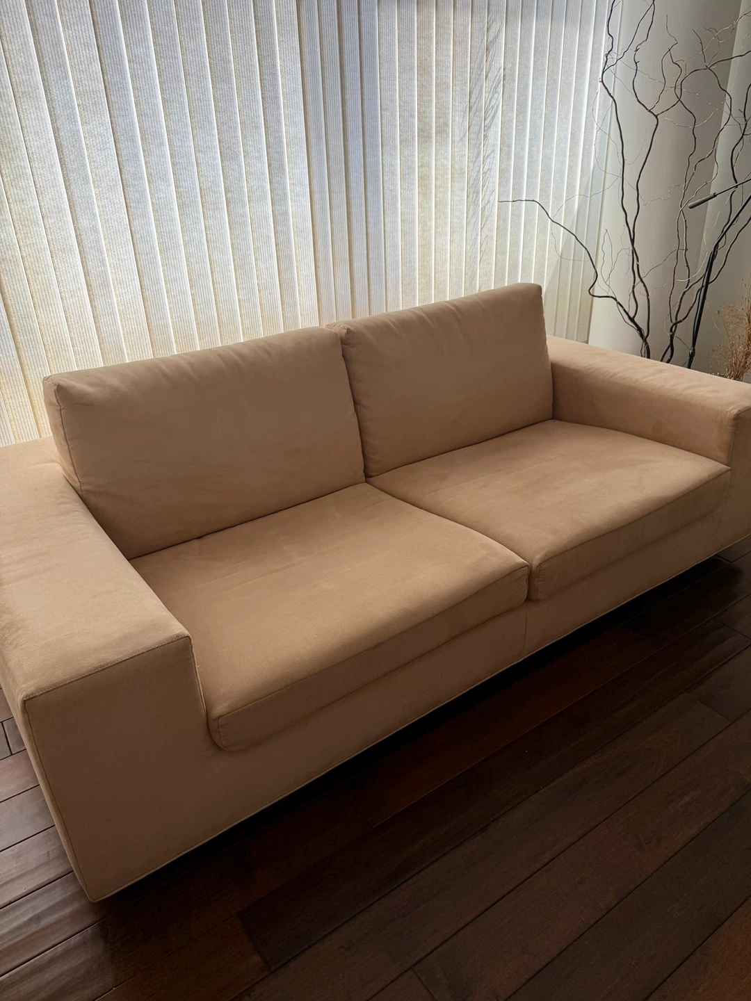 Designer Two-Seater Sofa – Washable Fabric – Excellent Condition - photo 2