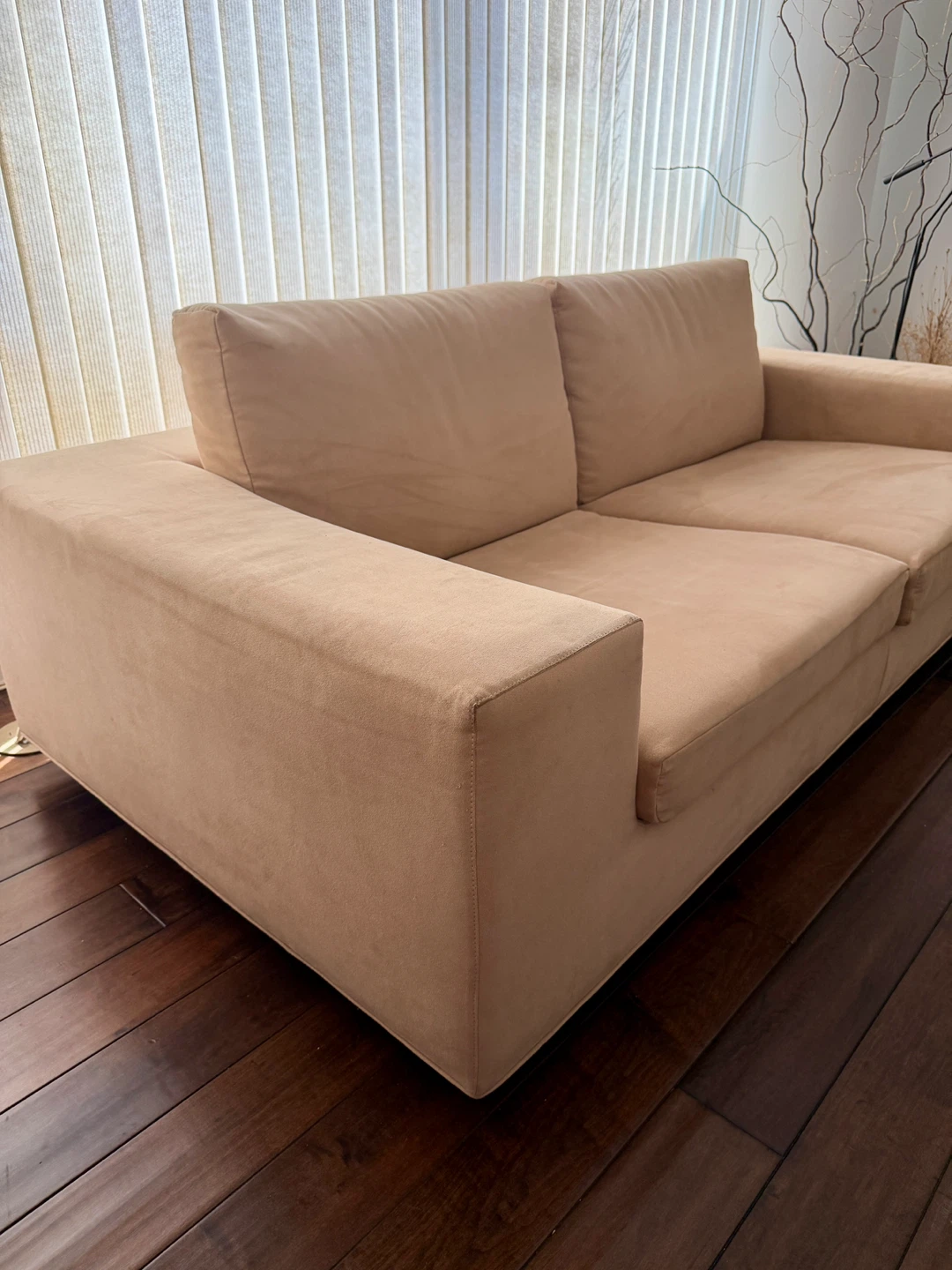Designer Two-Seater Sofa – Washable Fabric – Excellent Condition - photo 3