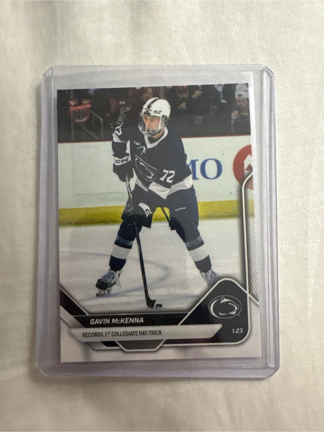 Gavin McKenna 2023 Topps Hockey Card