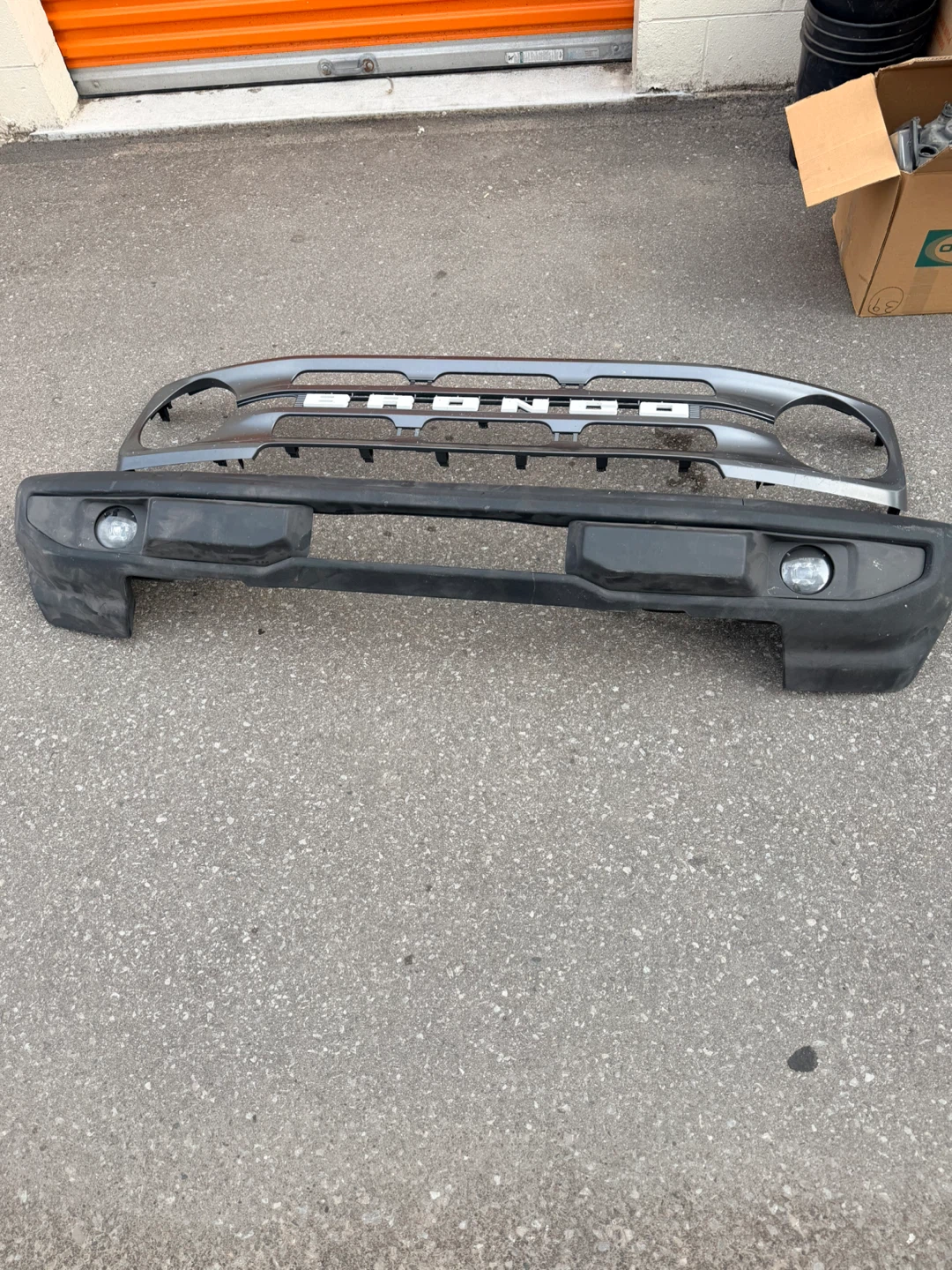 Ford Bronco Front Grille with BRONCO Letters + Front Bumper - photo 2