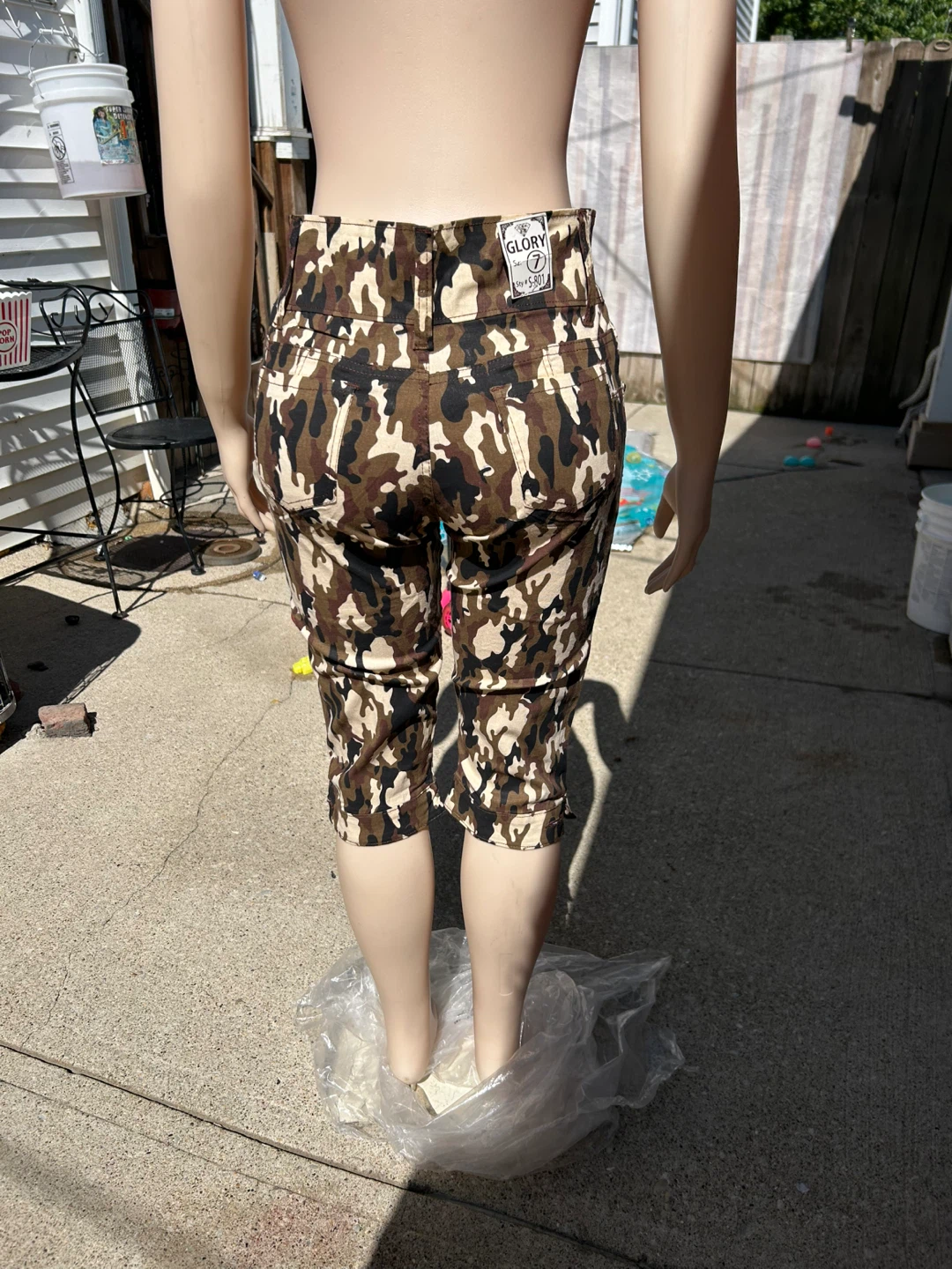 GLORY Camouflage Capri Pants - photo 3