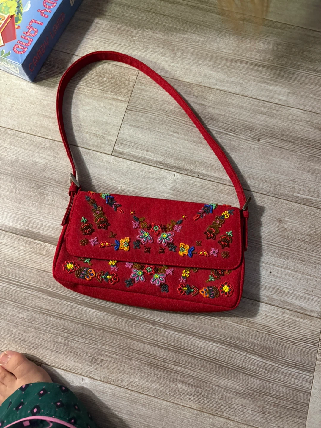 Red Beaded Shoulder Bag - photo 3