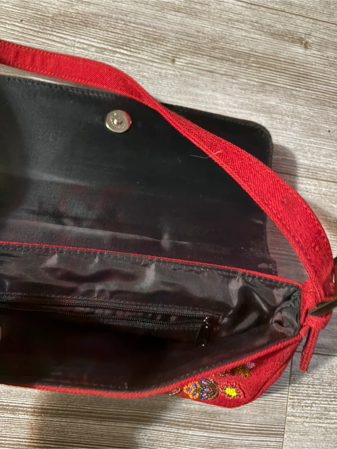 Red Beaded Shoulder Bag - photo 5