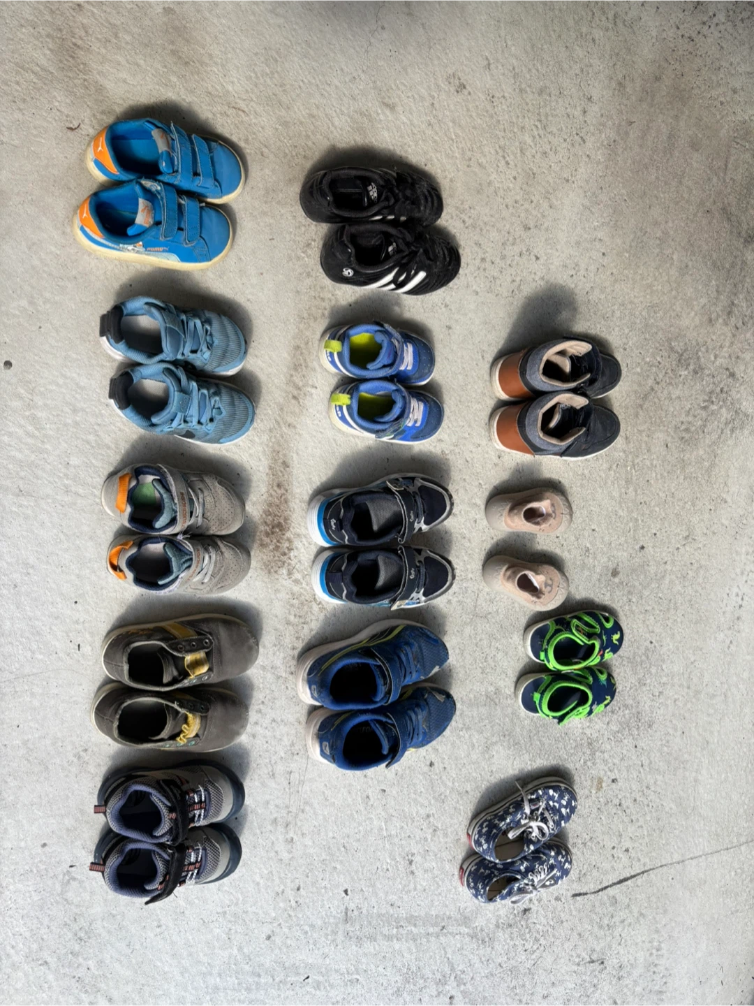 Bundle of Kids' Shoes - photo 2