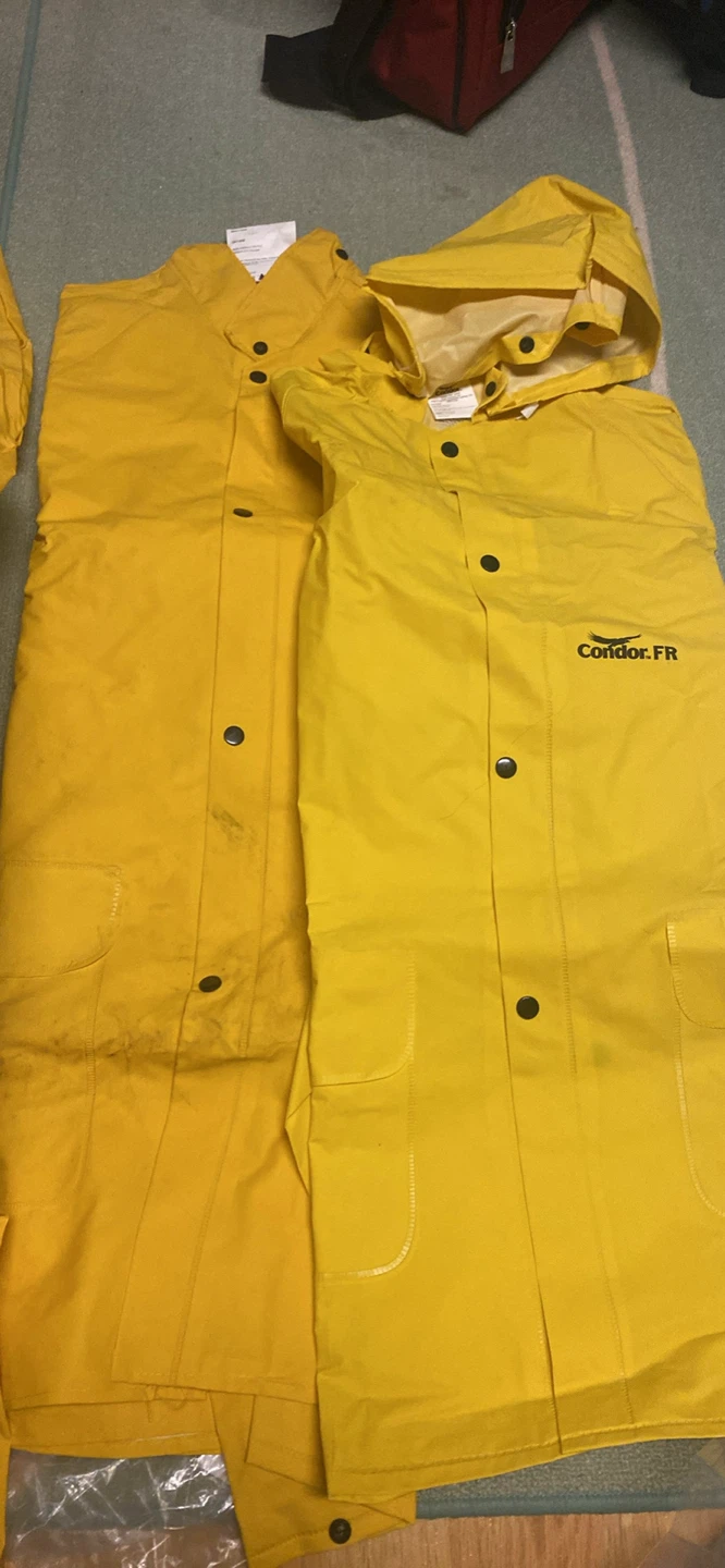 Raincoats - photo 2