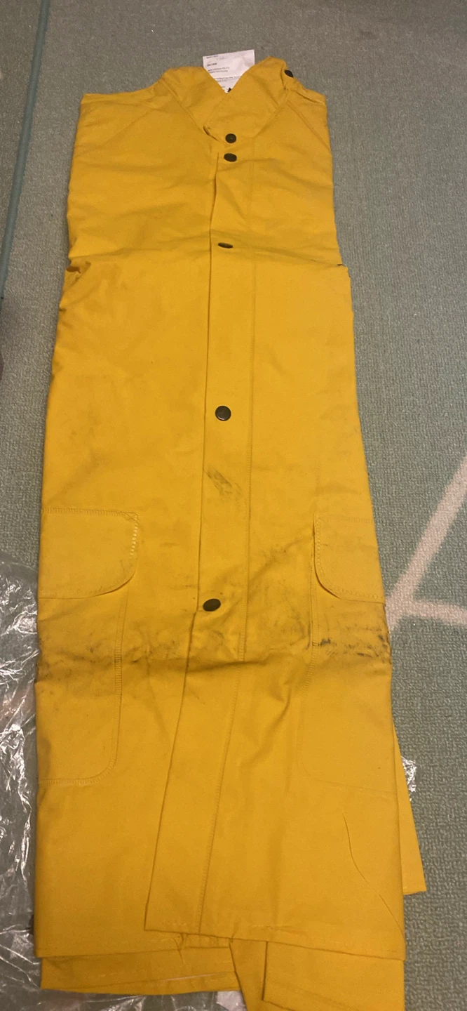 Raincoats - photo 4
