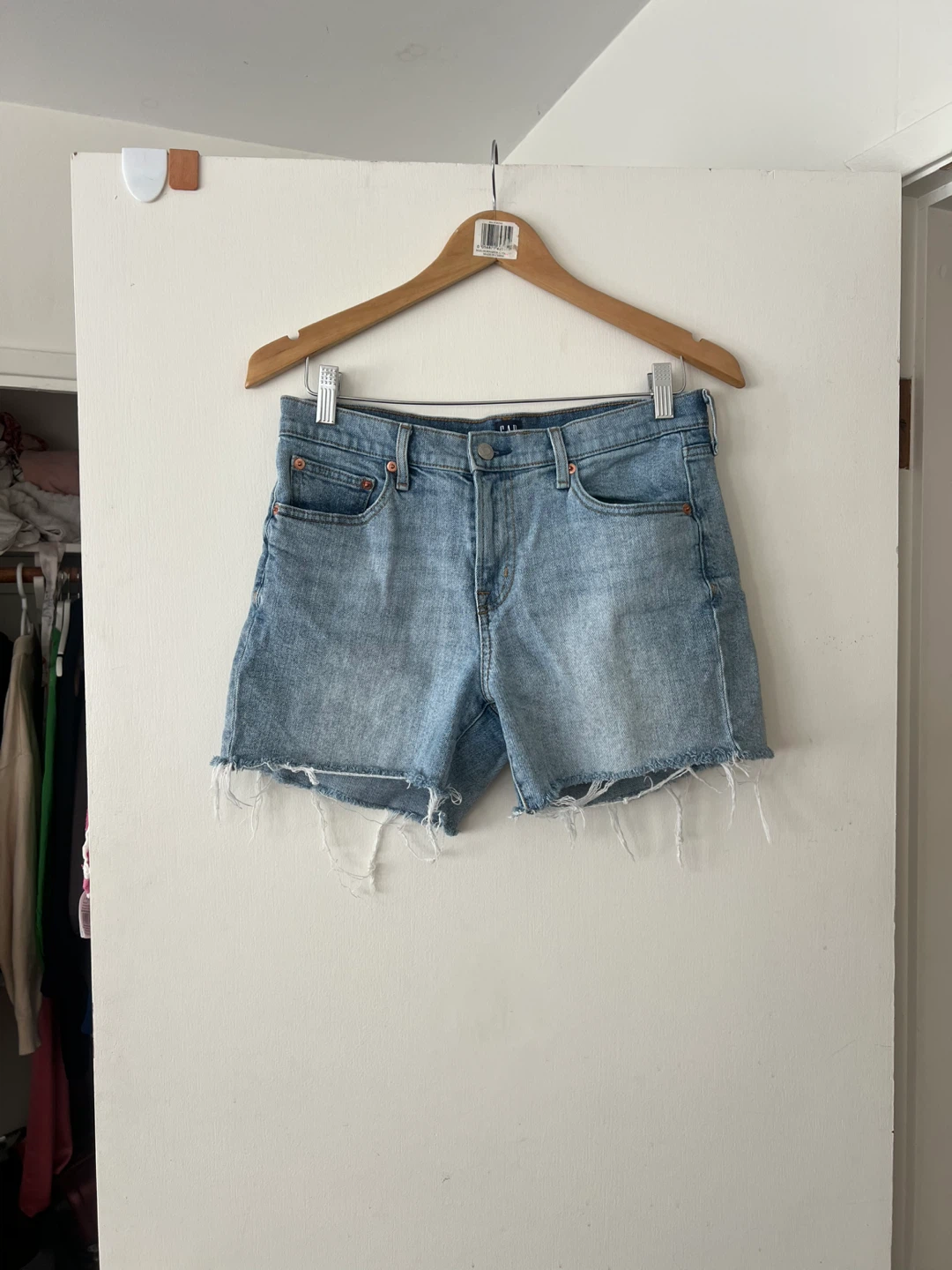 the gap denim jorts size 28