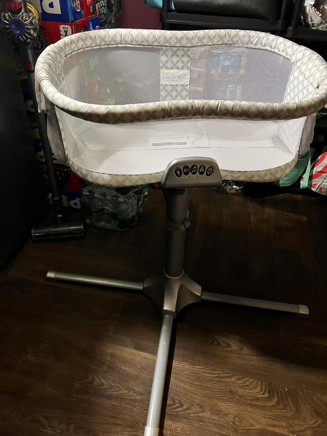 Halo BassiNest Swivel Sleeper - photo 3
