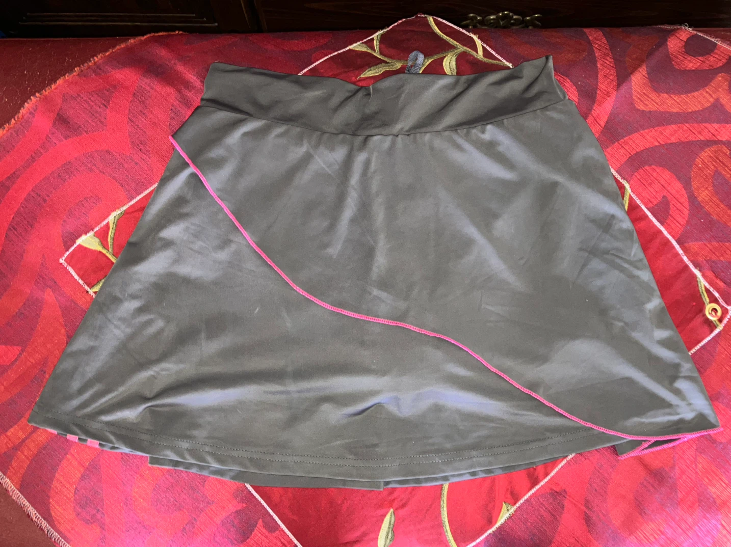 Adidas Women's Skirt XXL Grey Pink Stripes - photo 2