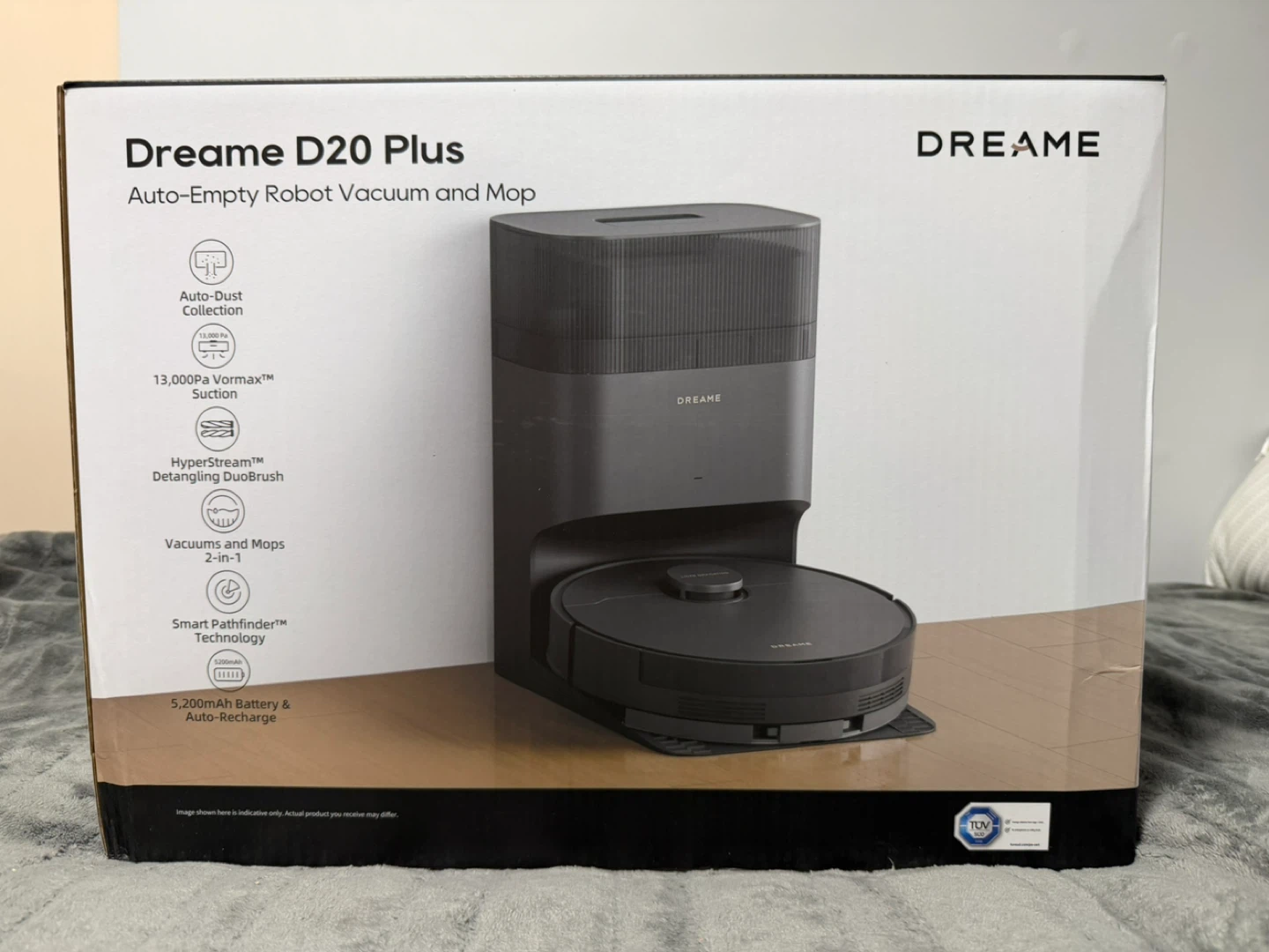 Dreame D20 Plus Auto-Empty Robot Vacuum and Mop Brand New