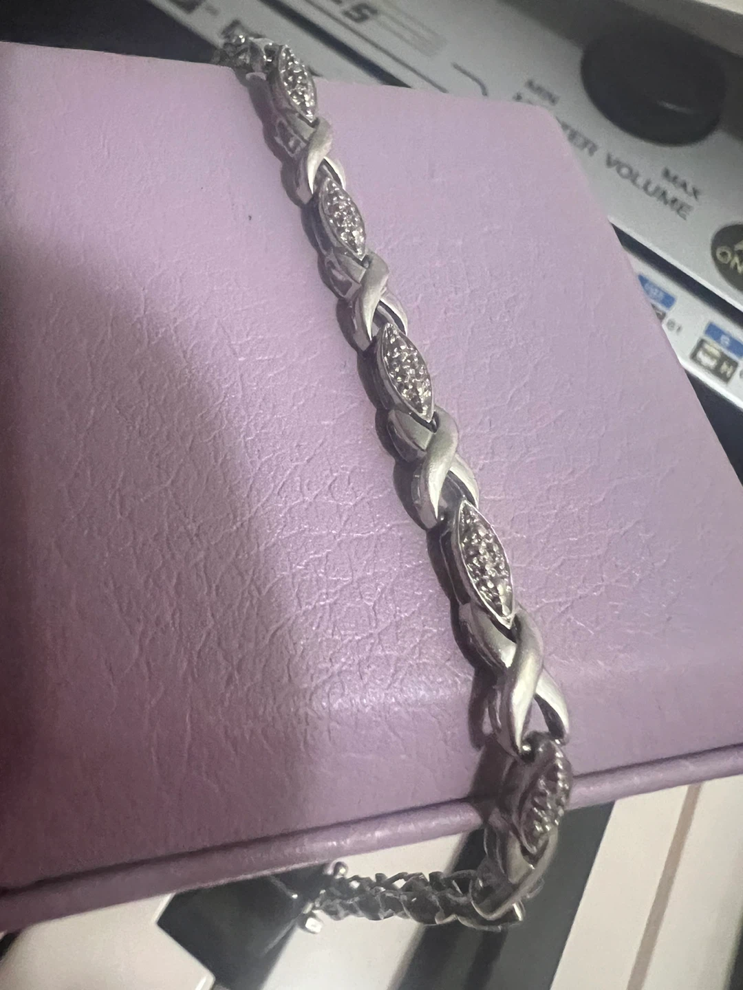 10K Gold Diamond "XOXO" Bracelet