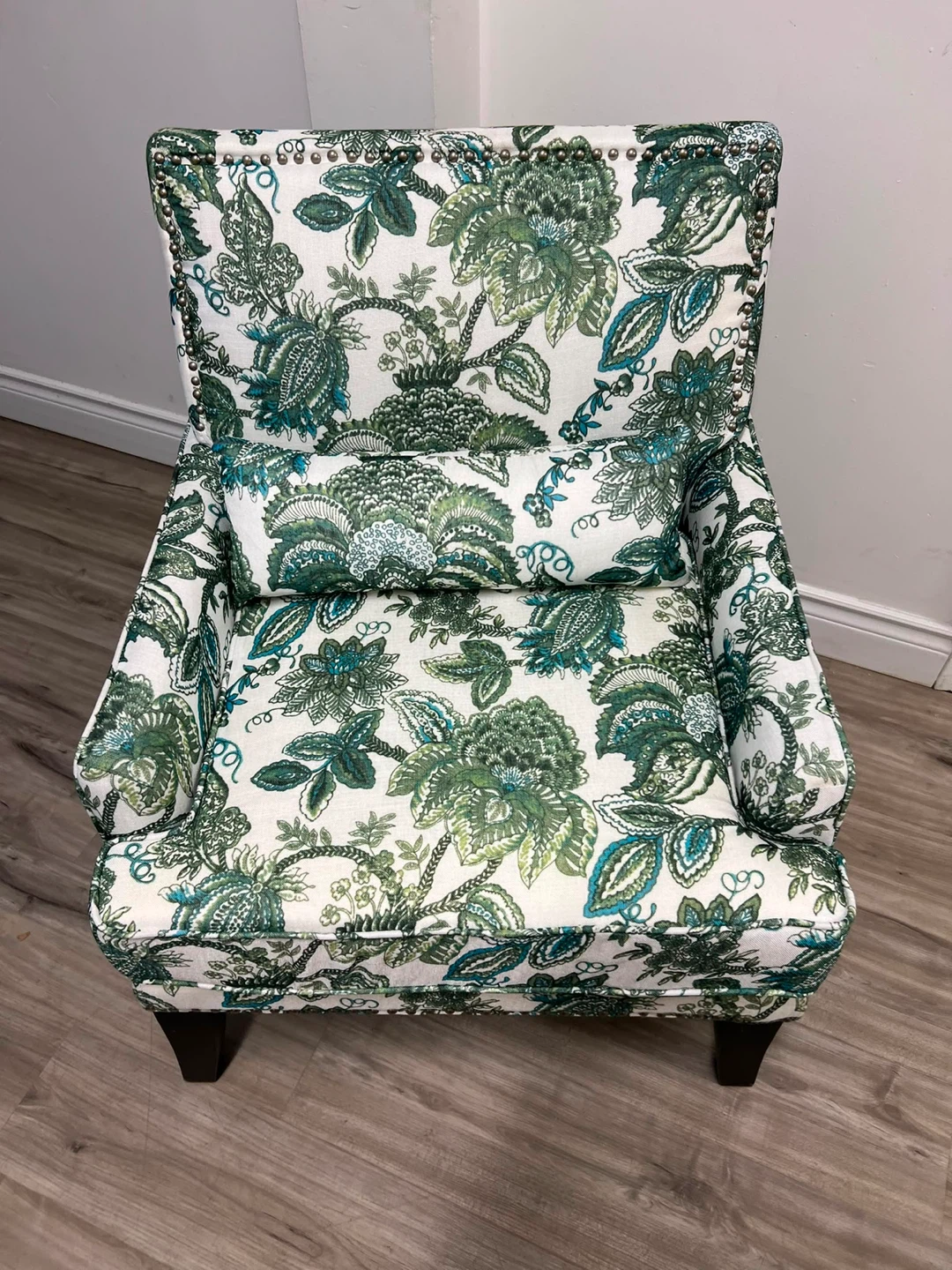 Accent Chair with Floral Pattern
