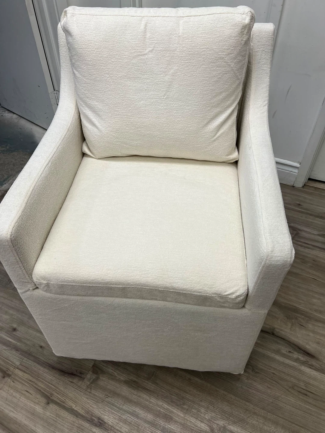 Cream Armchair with Accent Pillow