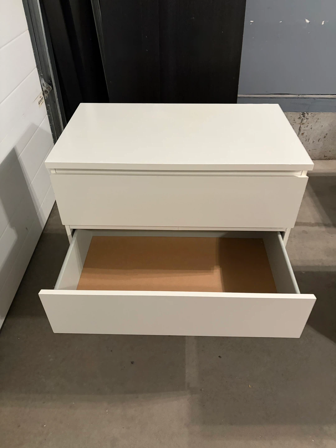 IKEA MALM dresser 3 drawers - photo 3