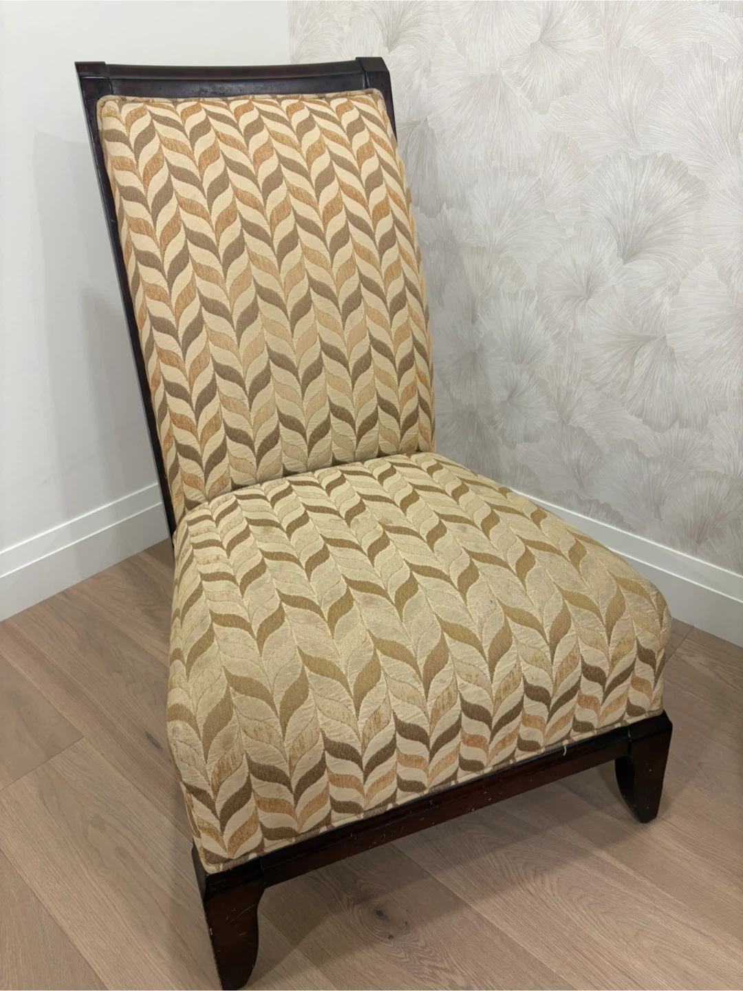 Accent Chair with Leaf Pattern - photo 3