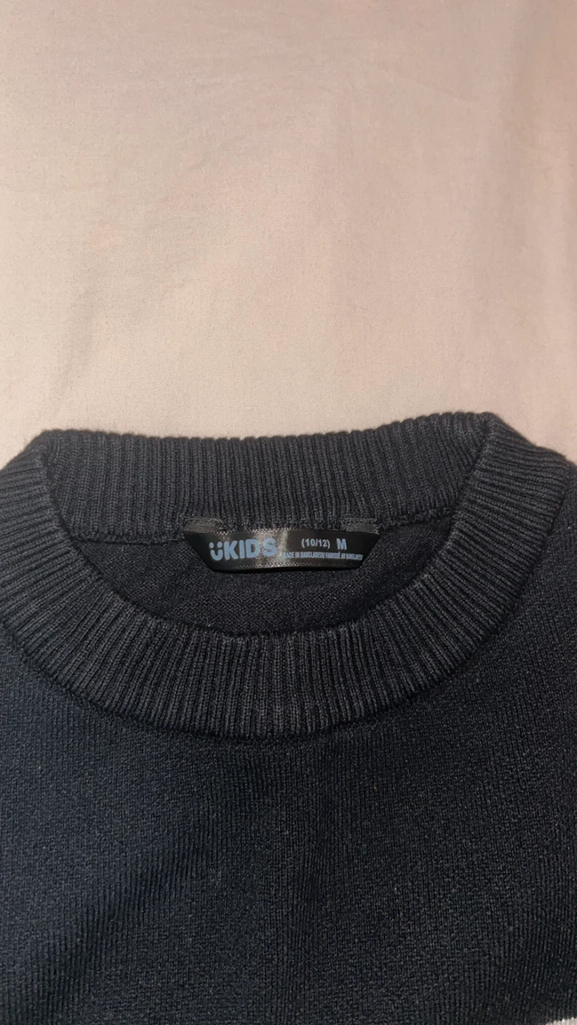 UKIDS Black NY Sweater - photo 2