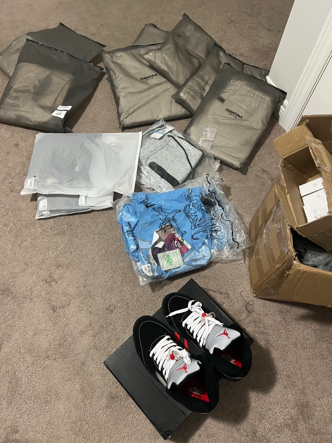 SELLING ENTIRE HAUL FOR RESELLERS!