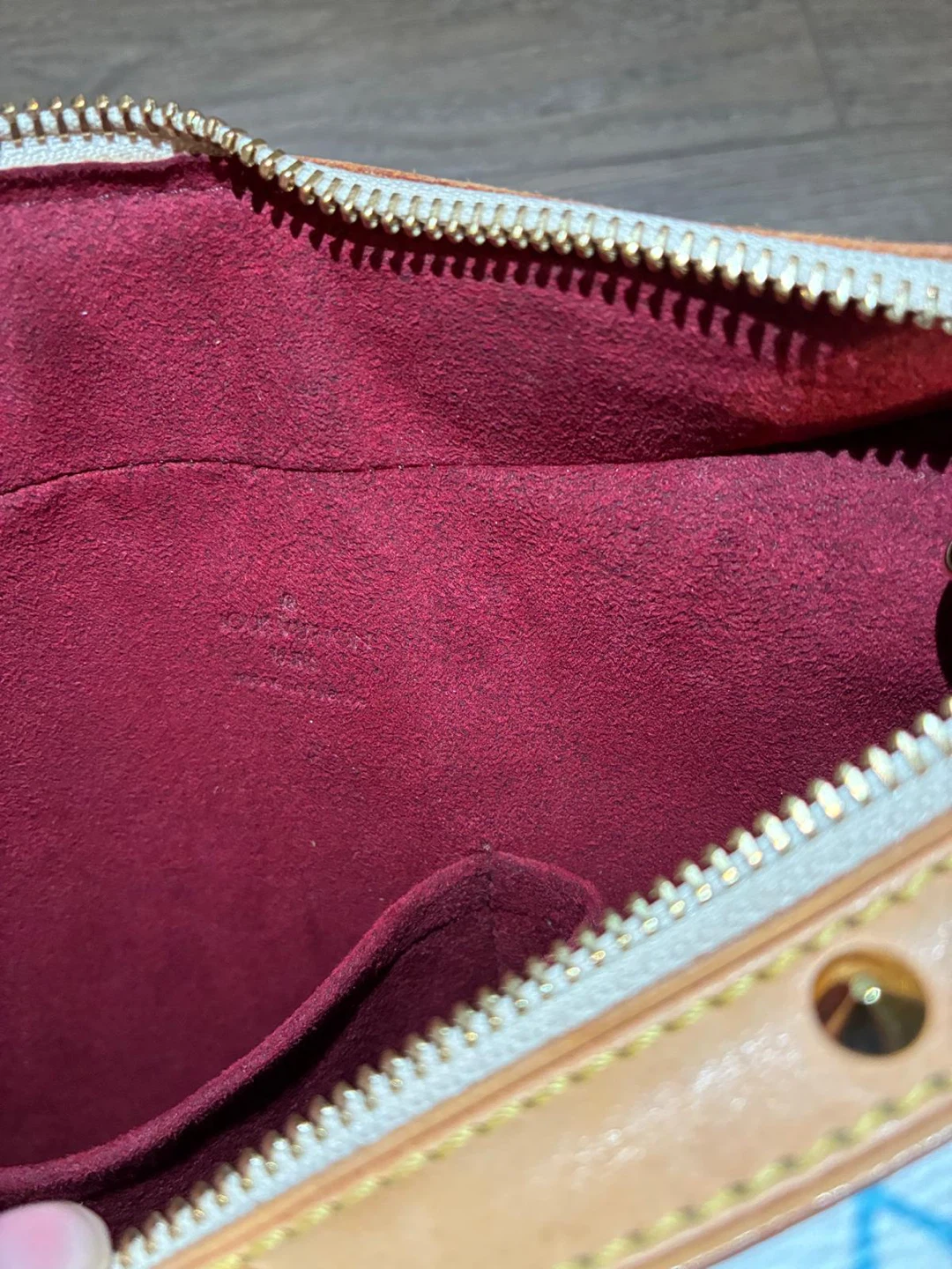Louis Vuitton White Multicolor Monogram Canvas Boulogne Bag - photo 3