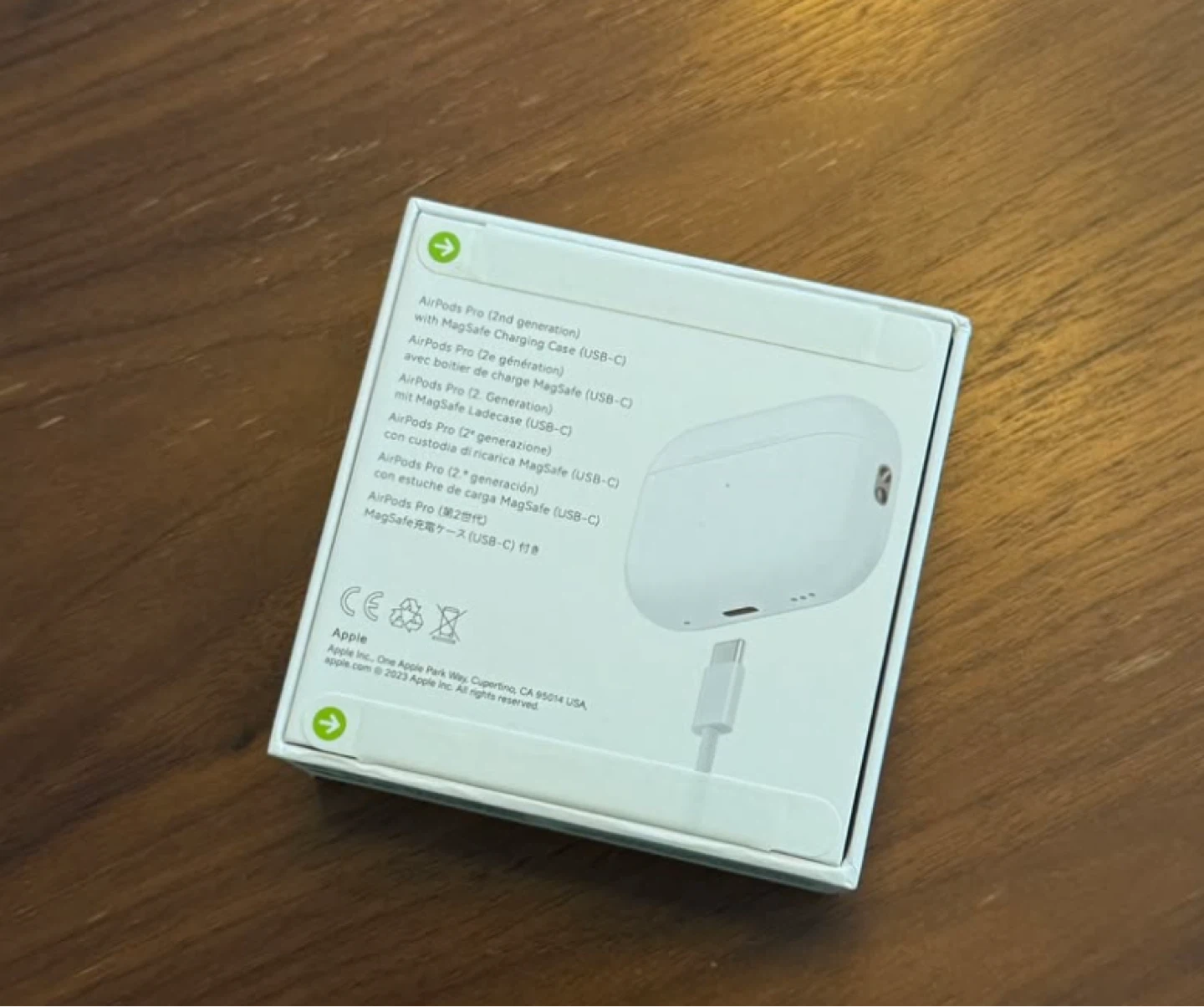 Apple AirPods Pro (2nd Gen) - photo 3