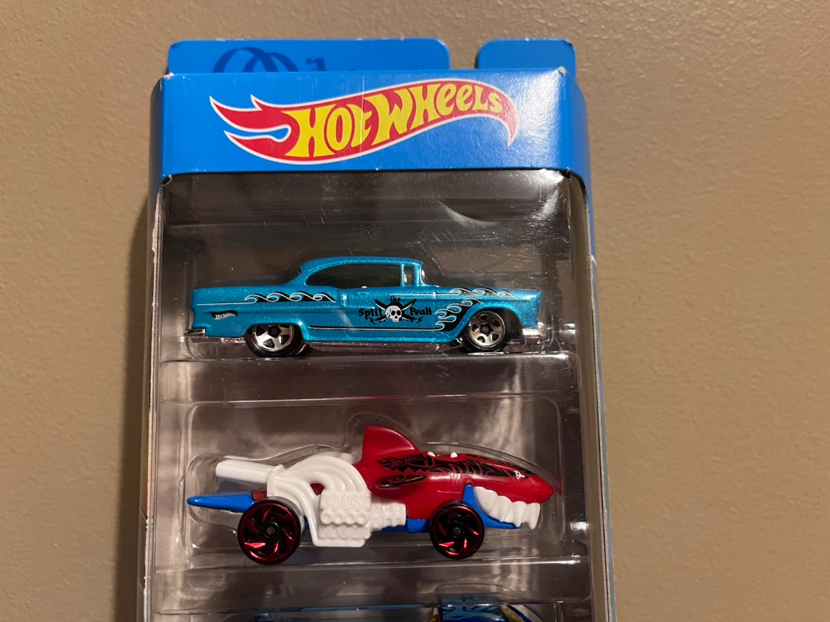 HOT WHEELS (2019) WAVE CRAVERS 5 PACK (1:64 Scale diecast) - photo 3
