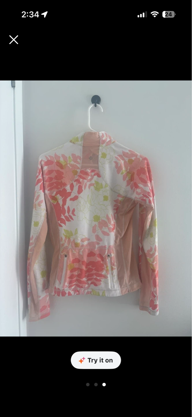 Lululemon Athletic jacket with floral print - photo 2