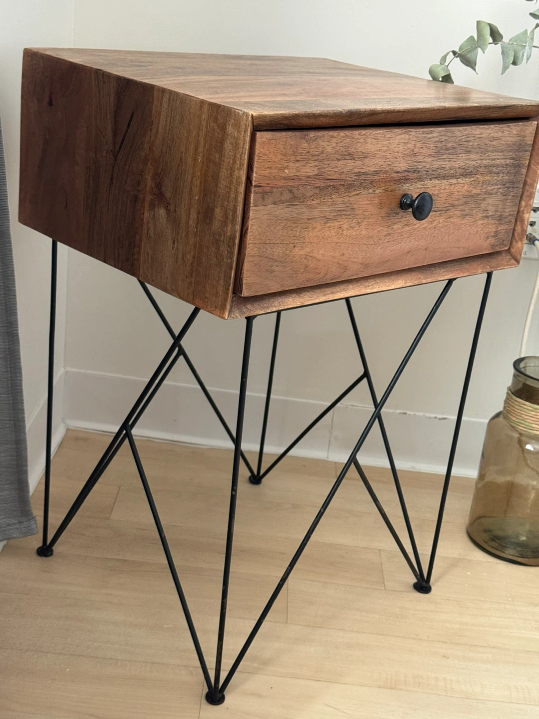 Small Wooden Side Table / Nightstand - photo 2
