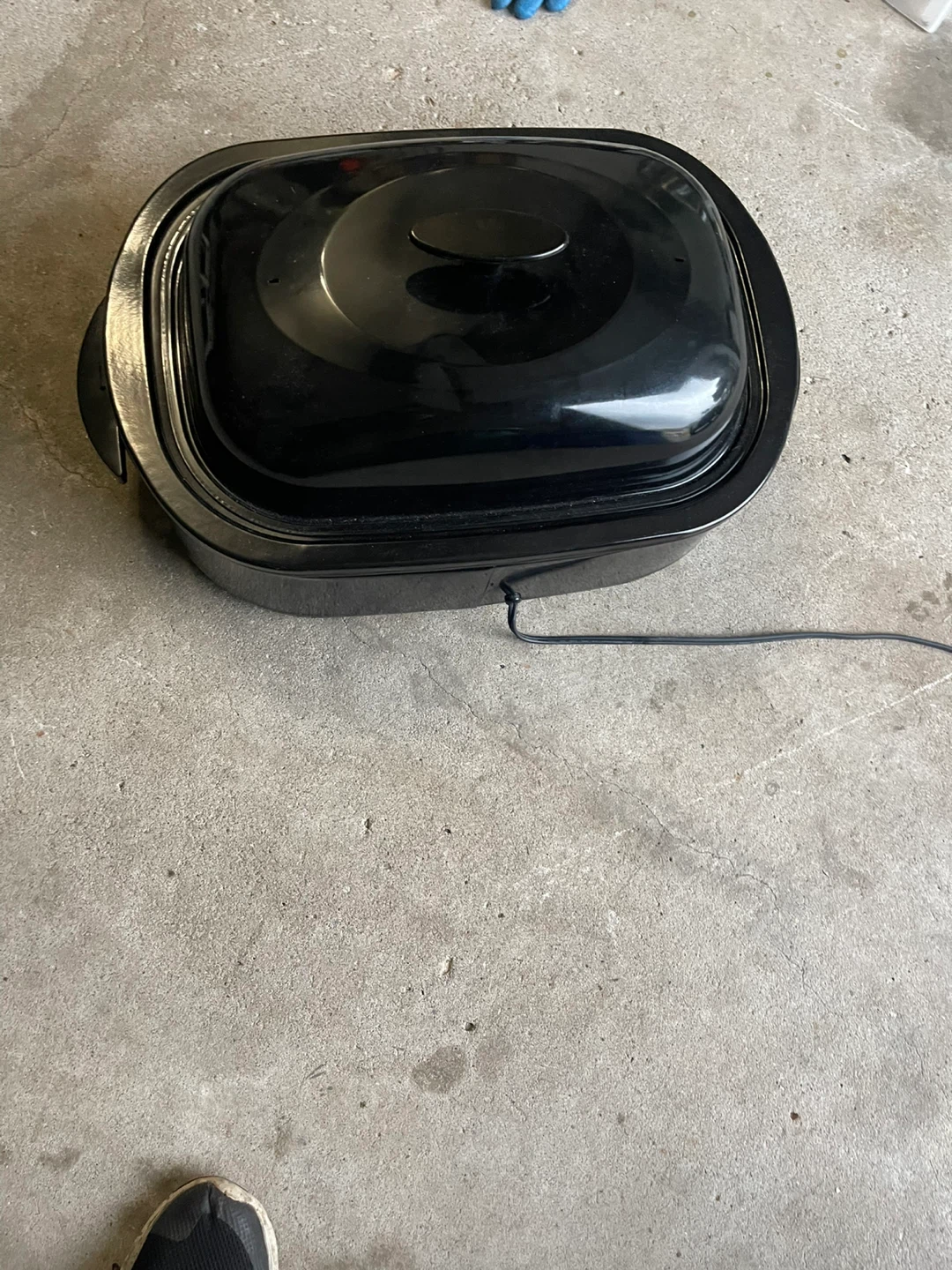 Black Roaster Oven