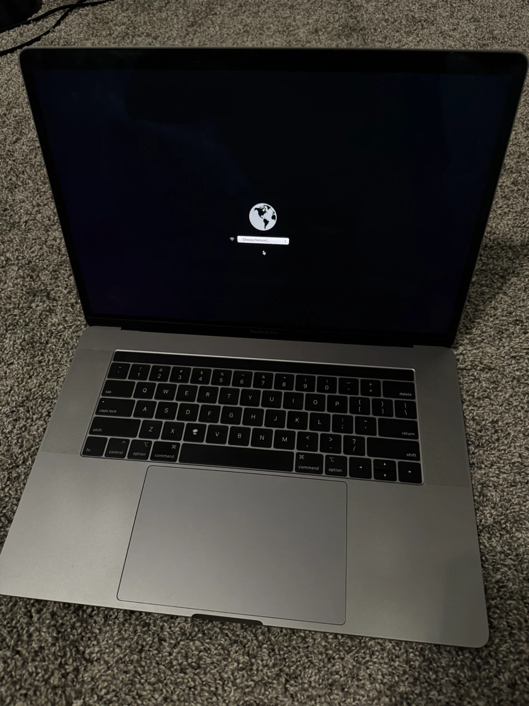 Apple MacBook Pro 2018 15.4’ - photo 2
