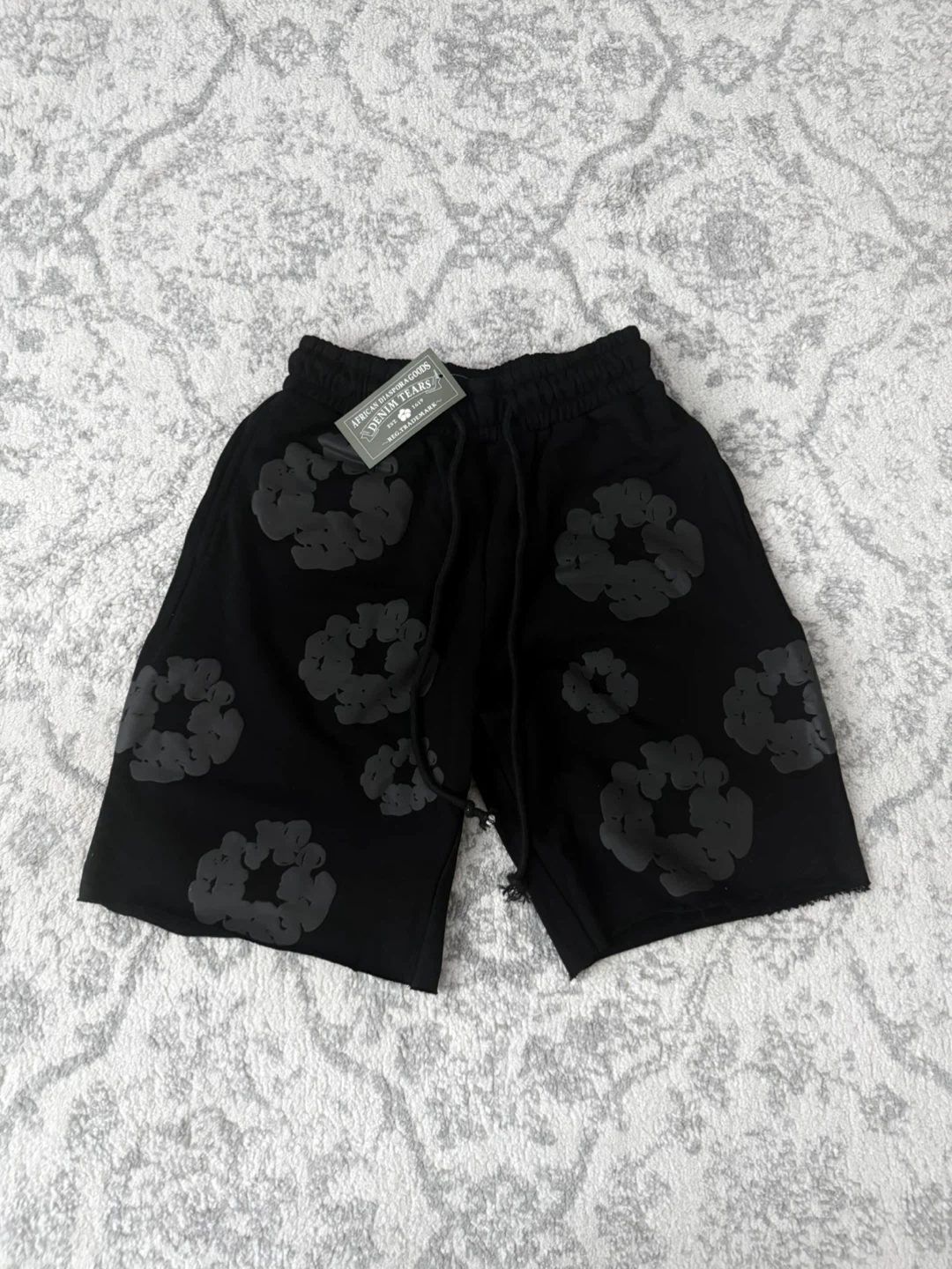 Denim Tears shorts NEW size M - photo 2
