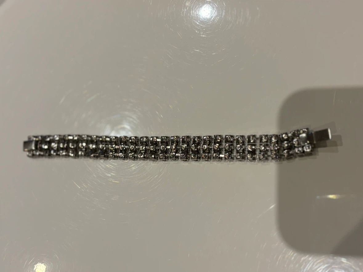 Quality Vintage clear rhinestone on silver tone chain bracelet - photo 4