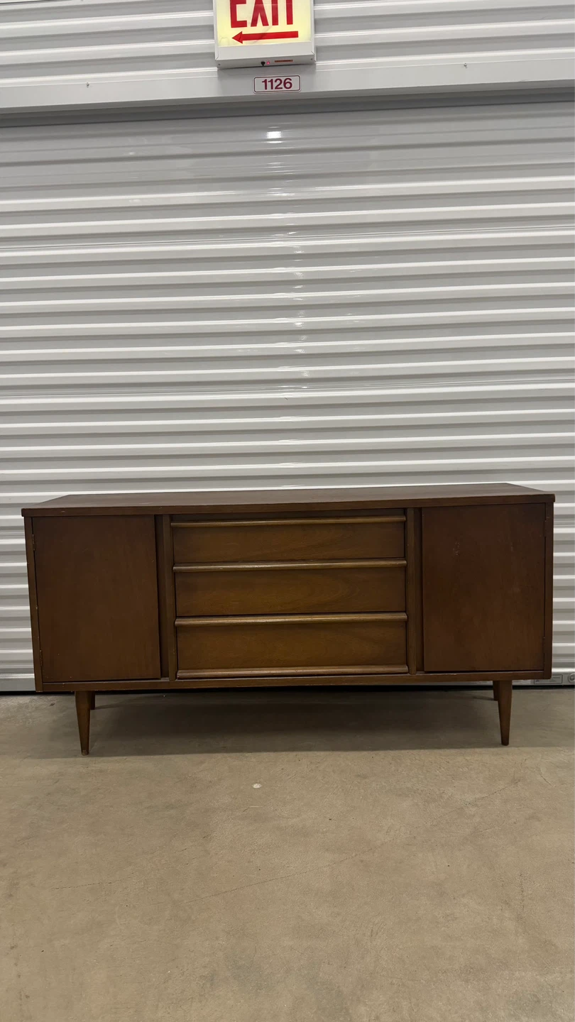 MCM Sideboard/Buffett