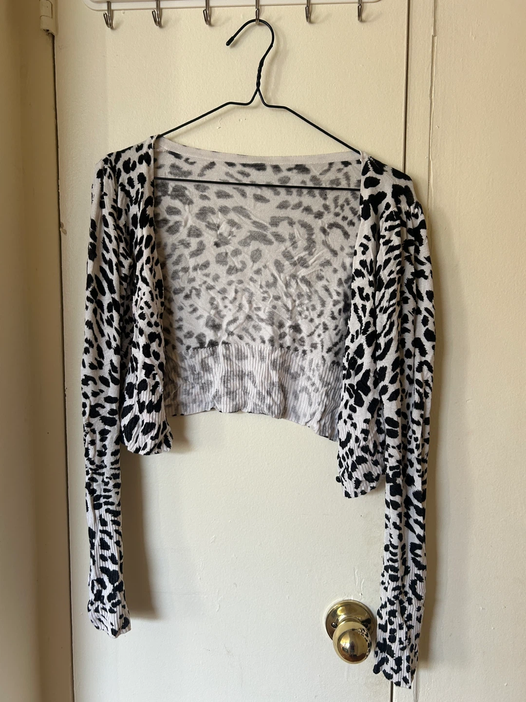 Leopard Print Cropped Cardigan