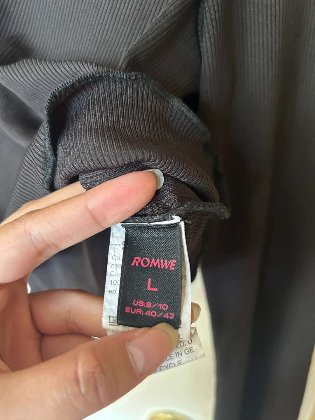 Romwe Black Long Sleeve Ribbed Crop Top - photo 2