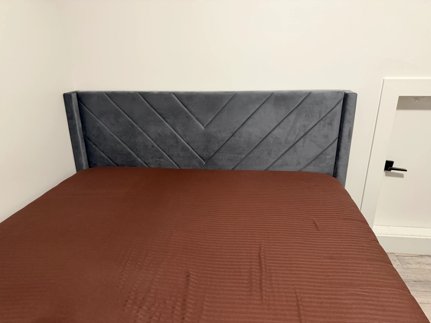 Grey Velvet Headboard Bed Frame and mattress - photo 2