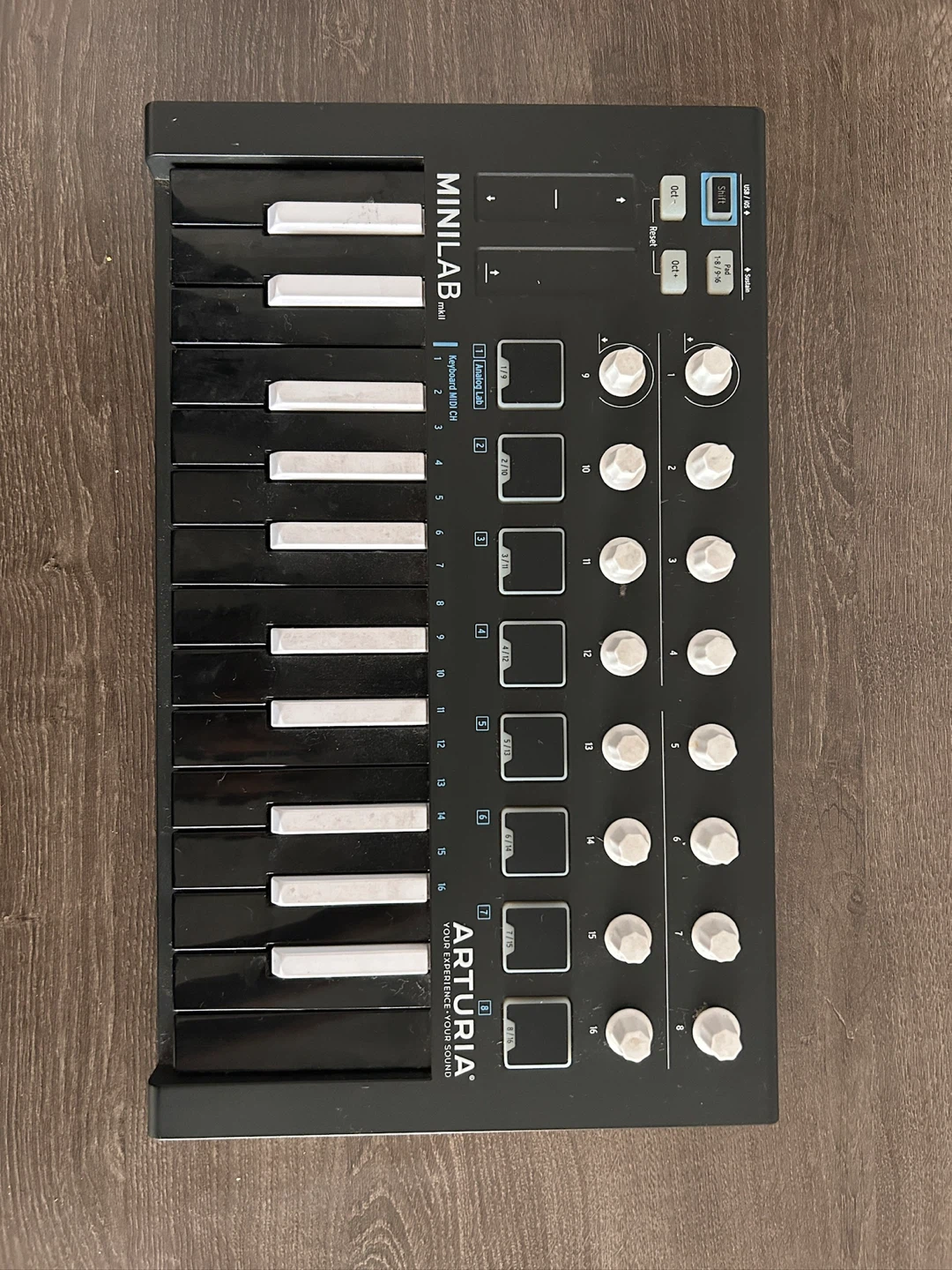 Arturia MiniLab MkII MIDI Keyboard Controller