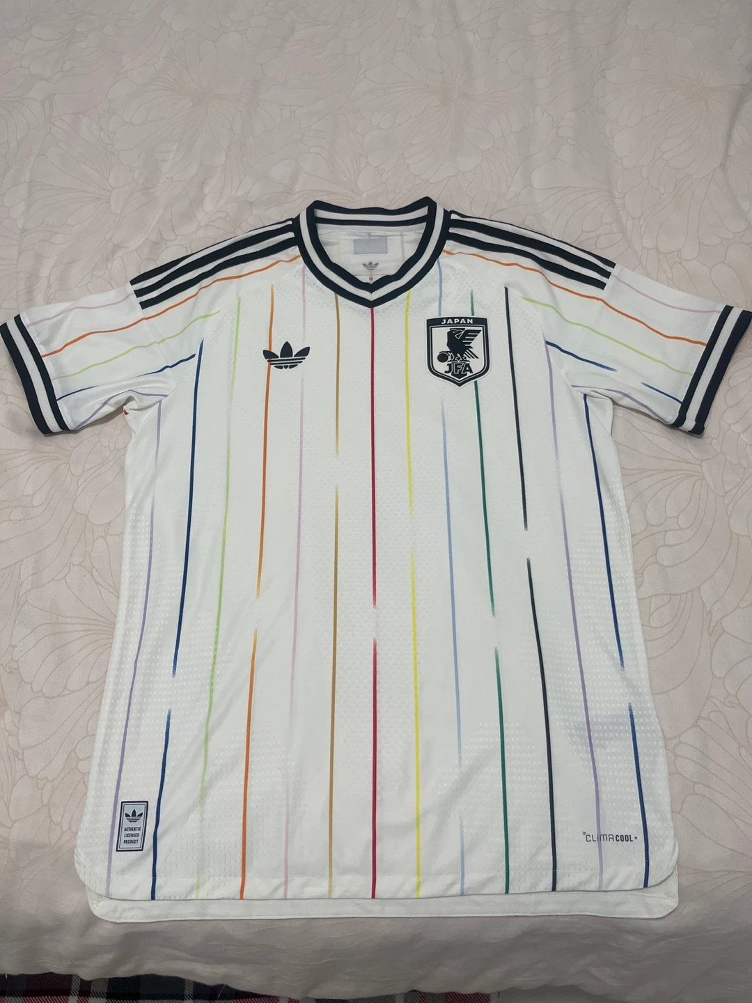Adidas Authentic Japan 2026 Away FIFA Soccer Jersey SIZE M