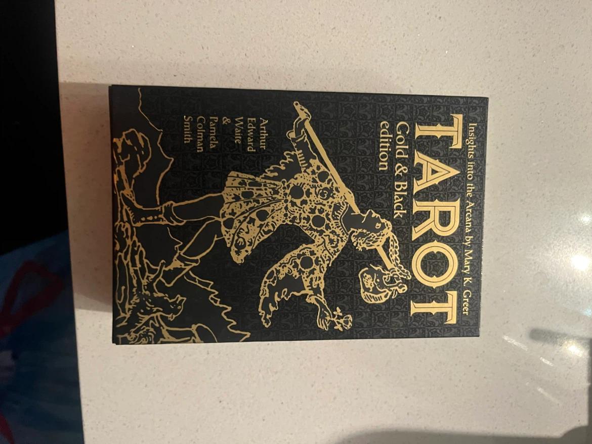 Tarot Cards/ tarot books/ alter cloth