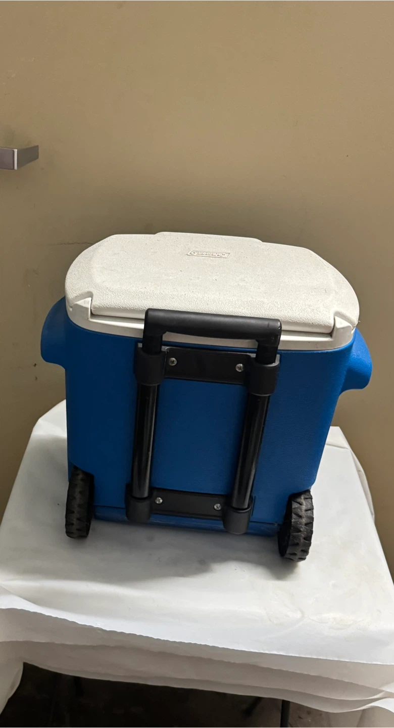 Coleman 16-Quart Performance Cooler with Wheels 20$ - photo 5