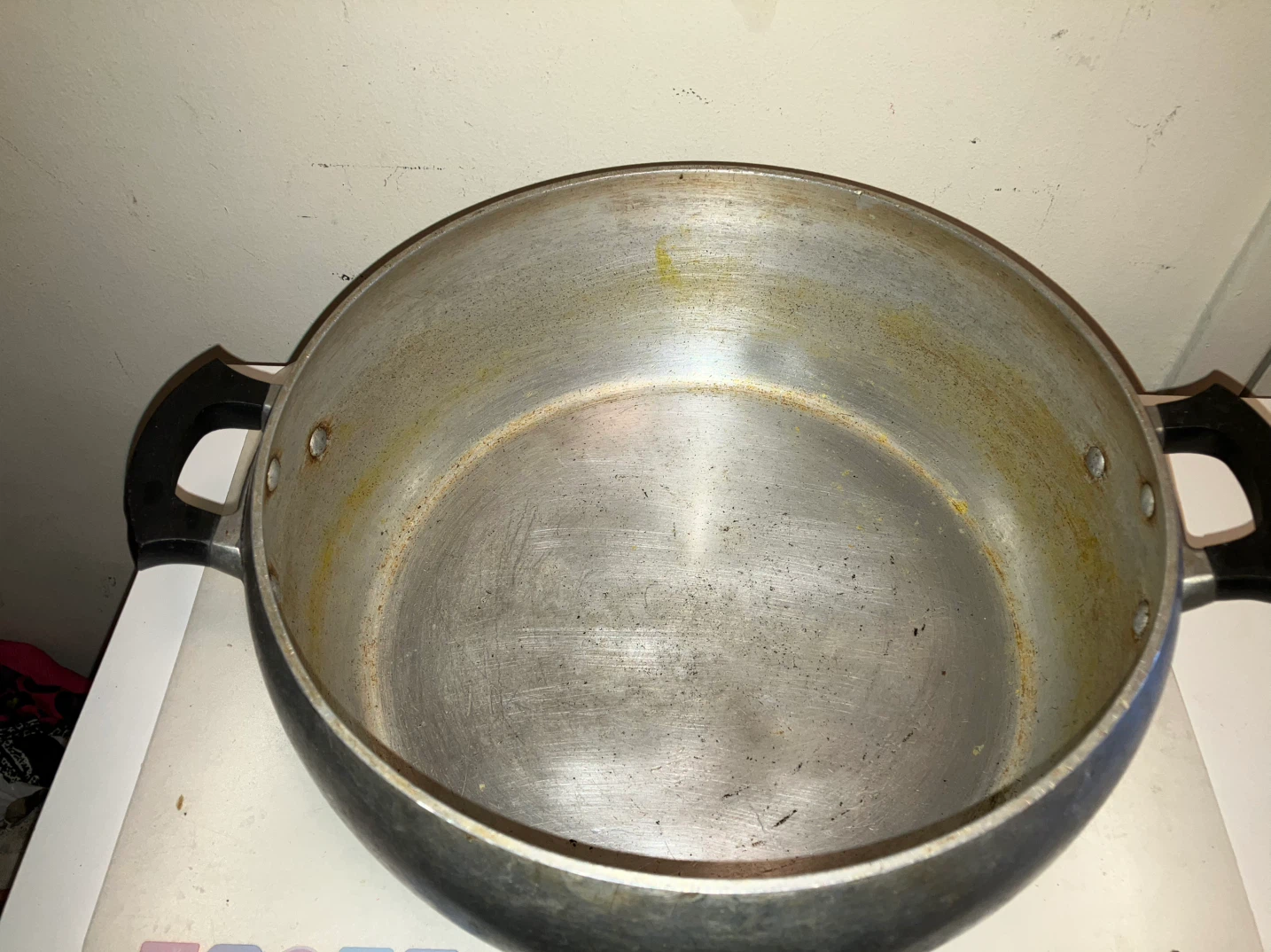 Wear-Ever Aluminum Stock Pot-27 cm diameter - photo 4