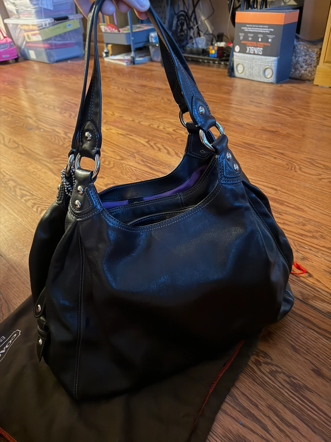 coach black leather shoulder bag with dust bag - photo 5
